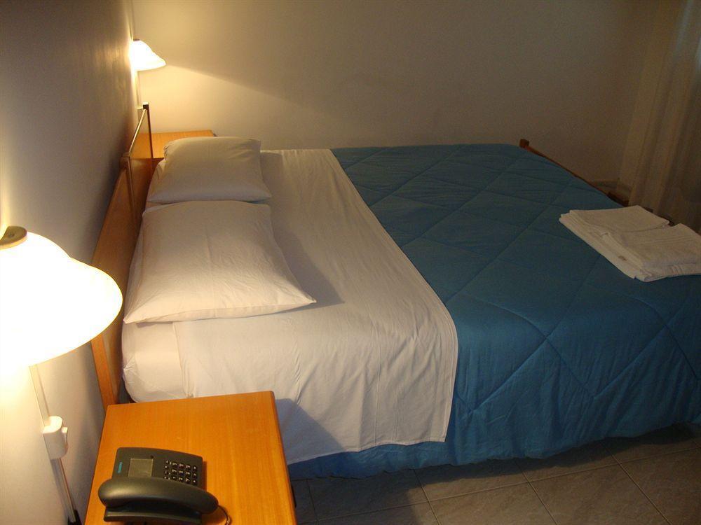 Porto Cesareo Hotel Bagian luar foto