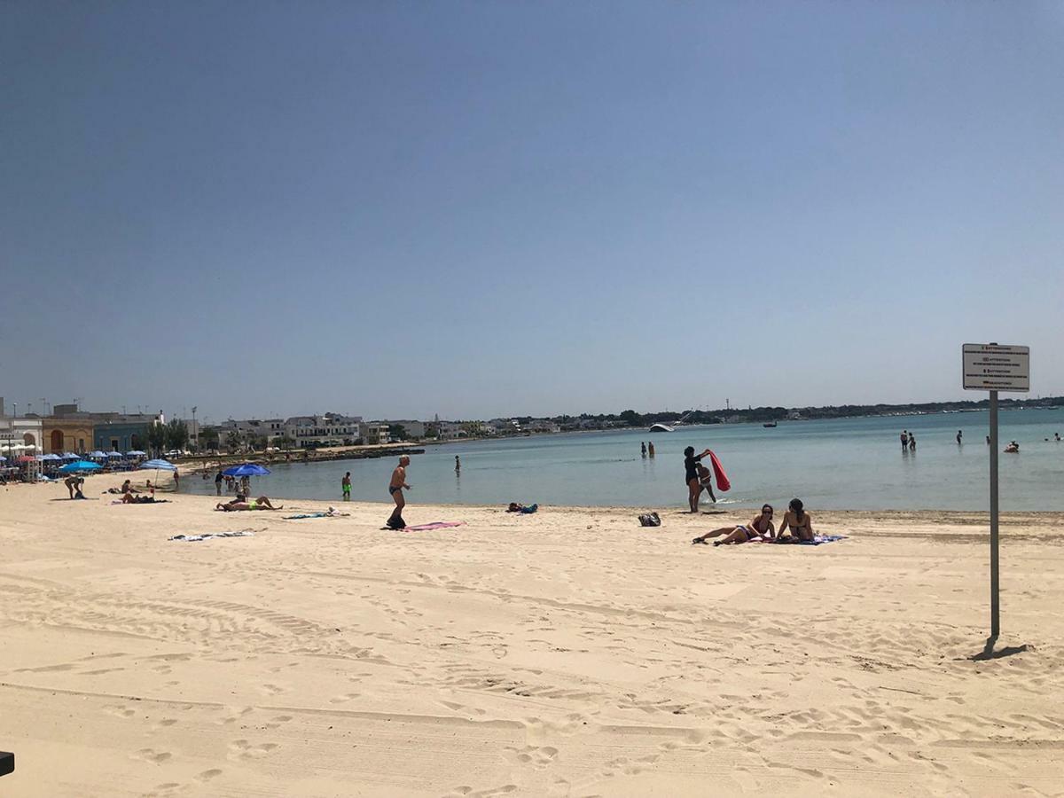 Porto Cesareo Hotel Bagian luar foto